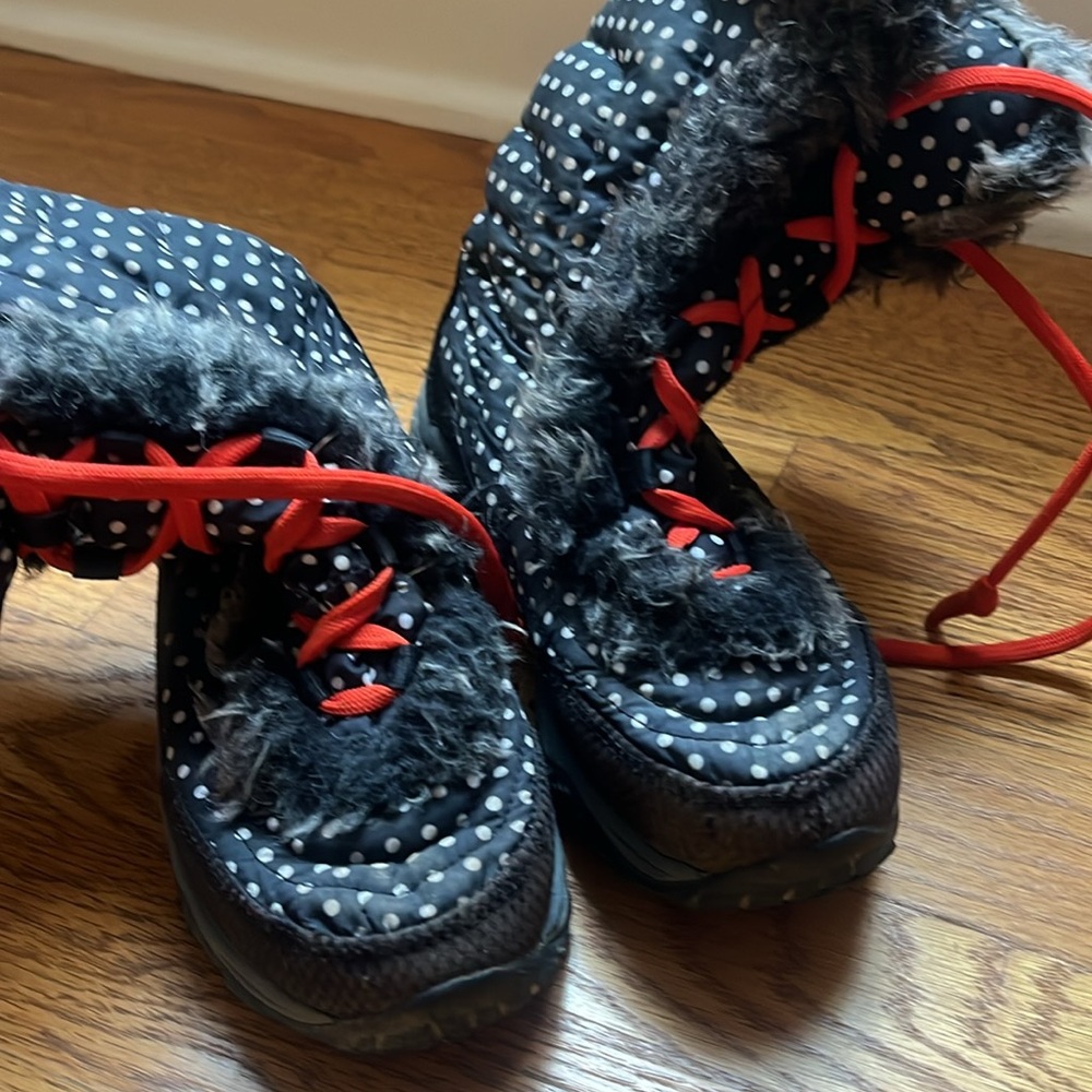 North Face polkadot girls boots - Picture 4 of 6